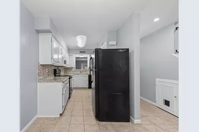 5237 Arboles Drive #C, Houston, TX 77035 - Photo 4