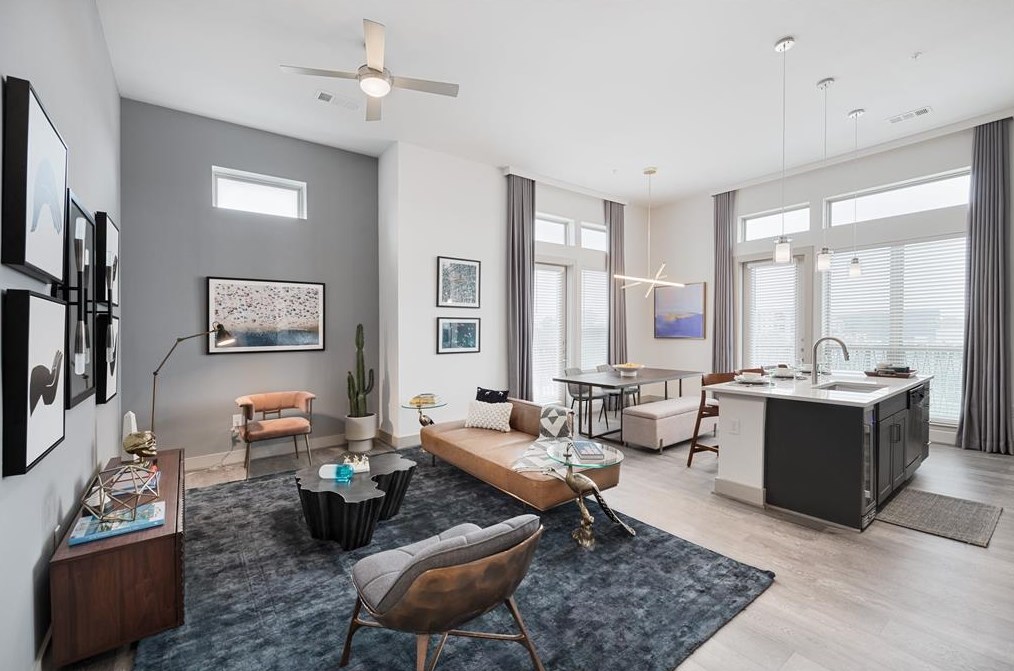 160 Birdsall St #1325, Houston, TX 77007