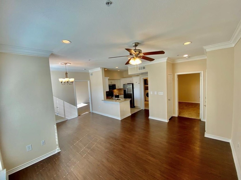 2350 Westcreek Ln #5105, Houston, TX 77027