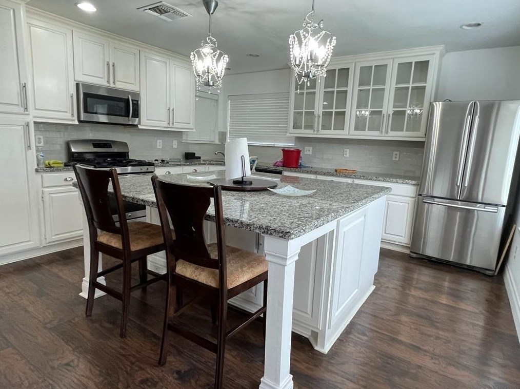 2450 Parkwood Ln, Sugar Land, TX 77479