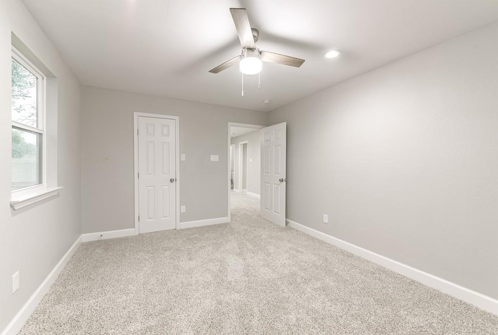 5763 Easthampton Dr, Houston TX  77039-5046 exterior