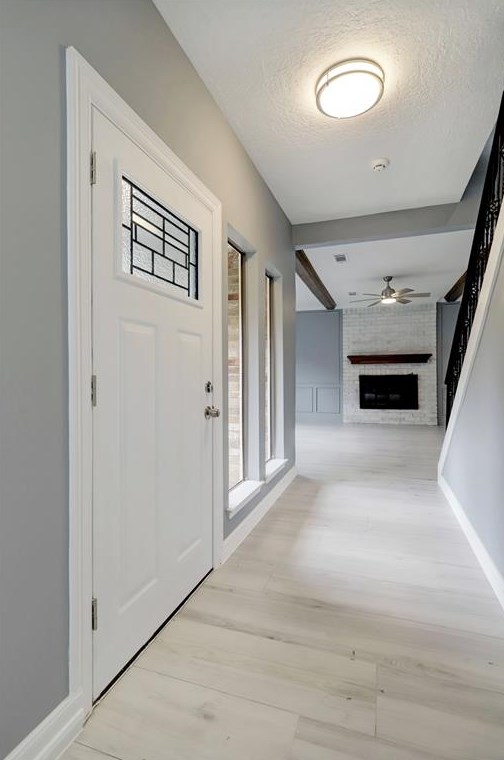 12435 Piping Rock Dr, Houston, TX 77077-5829
