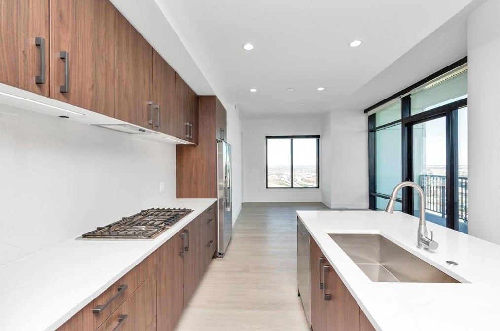 808 Crawford St #2313, Houston, TX 77010