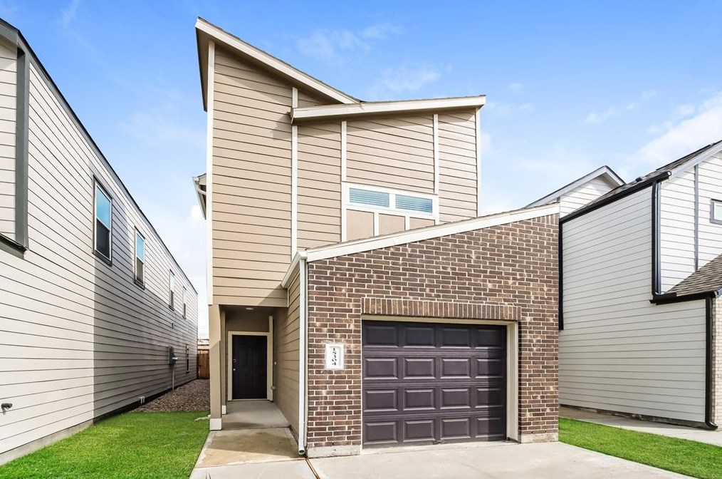 15304 Estrella E, Houston, TX 77073
