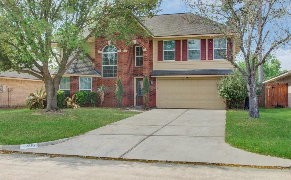 2306 Pine Cone Dr, Humble, TX 77339