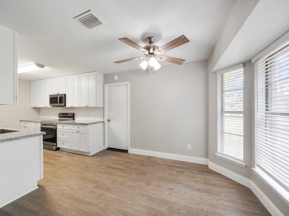 1607 Laurel Oaks Dr, Richmond TX  77469-4832 exterior