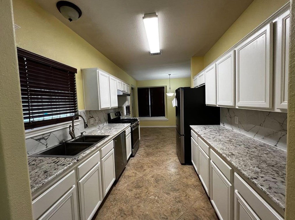 10030 Yolandita, Houston, TX 77075