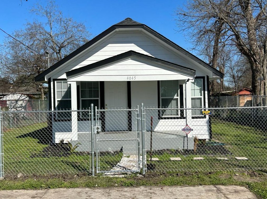 4045 Lucille St, Houston, TX 77026