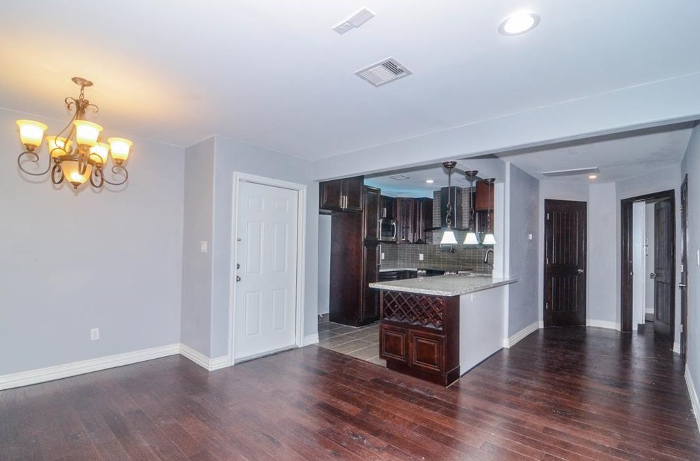 2832 S Bartell Dr #7, Houston, TX 77054