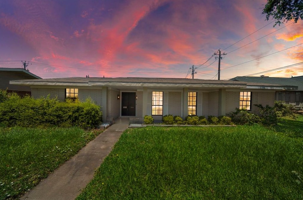 3001 Tern Dr, Galveston, TX 77551