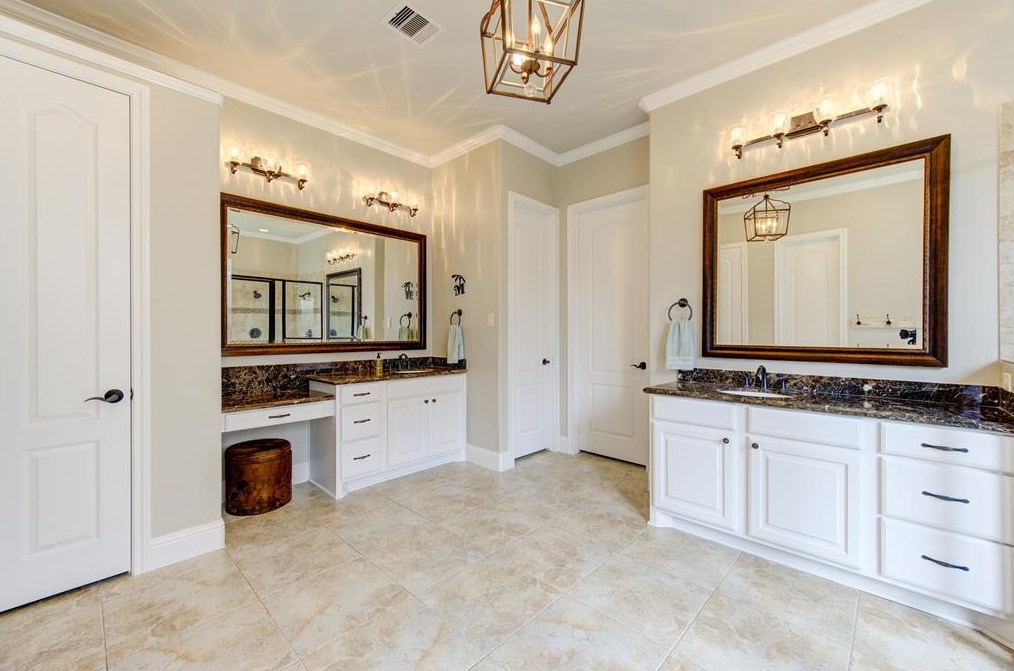 5711 Mustang Rdg Ln, Fulshear TX 77441-2148 exterior