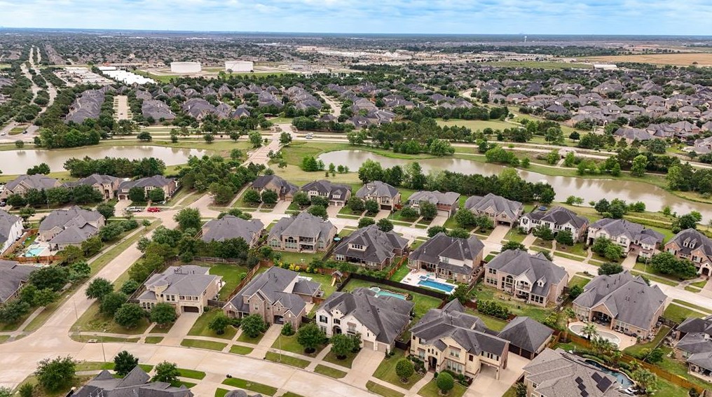 5711 Mustang Rdg Ln, Fulshear TX 77441-2148 exterior