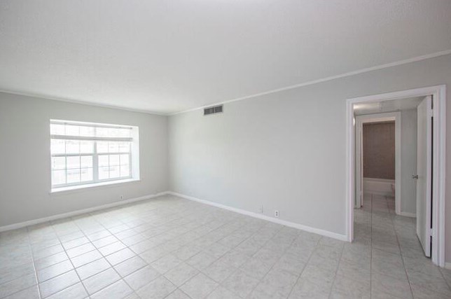 2601 Bellefontaine St Apt B302, Houston, TX 77025