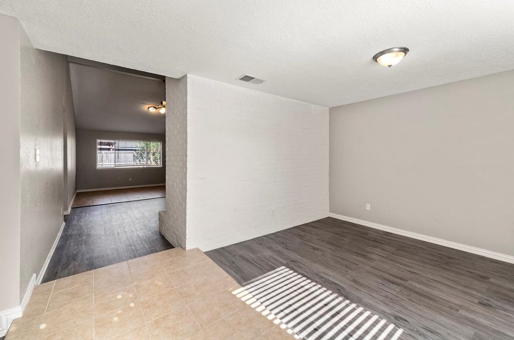 20046 Crazy Horse Circle Dr, Katy, TX 77449-3328