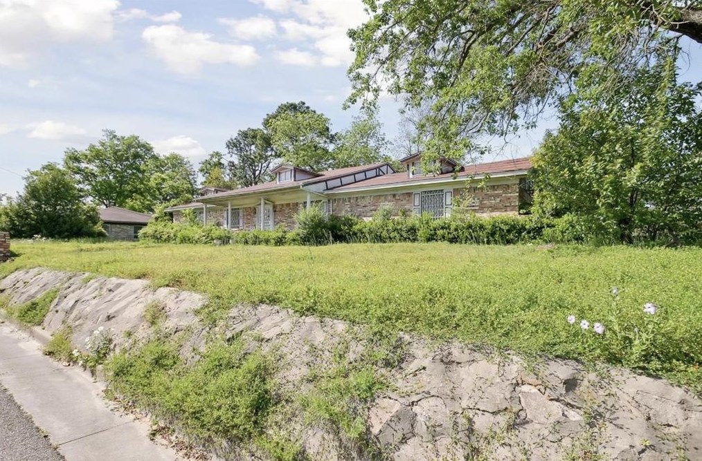 845 Fuller St, Sulphur Springs, TX 75482