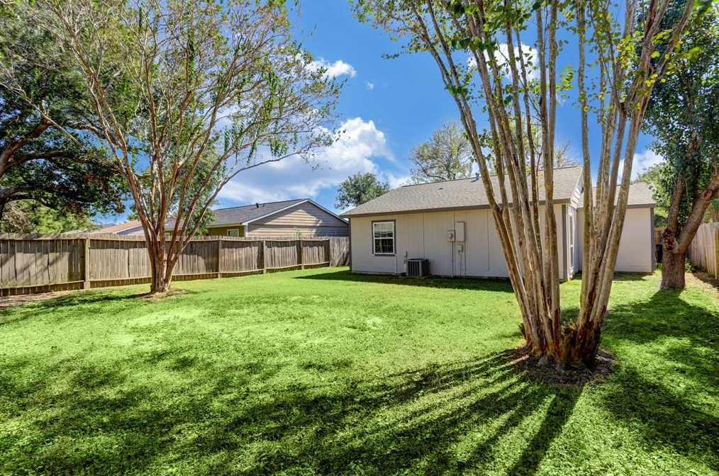 24402 Running Iron Dr, Hockley, TX 77447