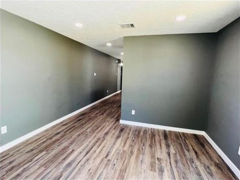 2606 Mills St, Houston, TX 77026-7422