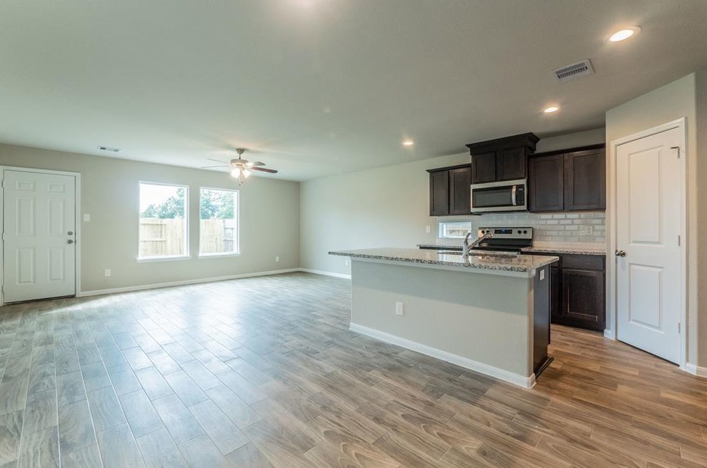 8911 Judwin St, Houston TX  77075-1512 exterior