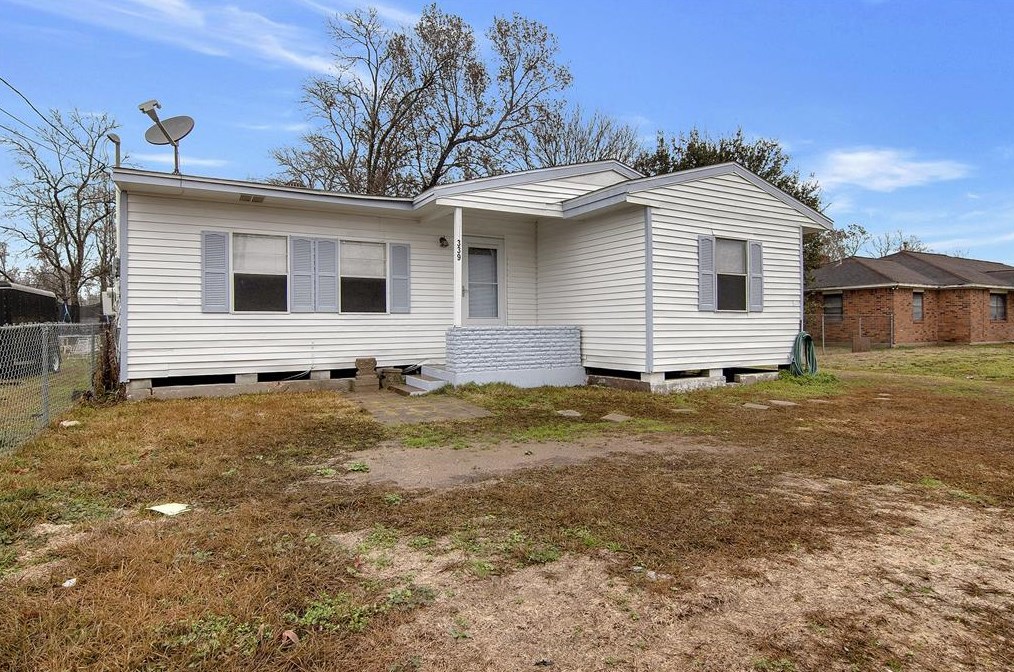 339 Zinn Dr, Crosby, TX 77532-8610