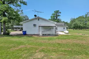 21441 Fm 705, Broaddus, TX 75929 - Photo 30