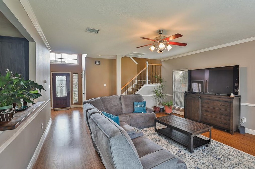 630 Cypresswood Estates Ln, Spring, TX 77373-3033