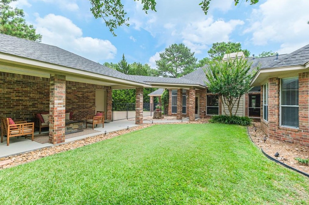 15813 Drifting Rose Dr, Cypress TX exterior