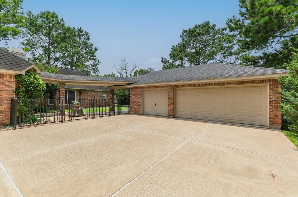 15813 Drifting Rose Dr, Cypress TX exterior