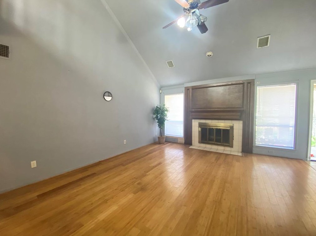 16210 Dunmoor Dr, Houston, TX 77059