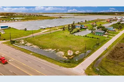 33&34 Beau Terre, Hitchcock, TX 77563 - Photo 18
