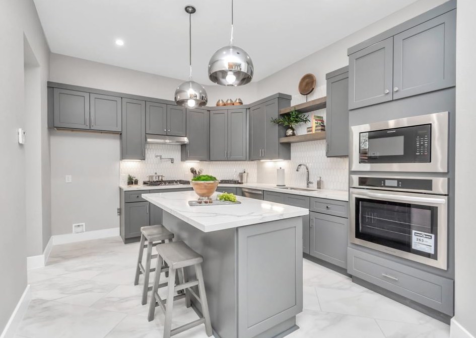 5113 Hershe St, Houston, TX 77020-4463
