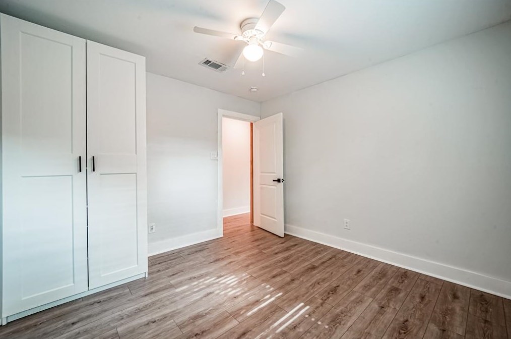 4049 Lucille St, Houston TX  77026-5704 exterior