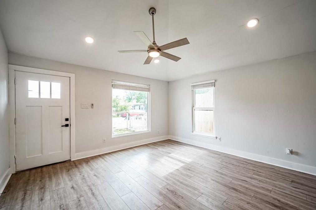 4049 Lucille St, Houston TX  77026-5704 exterior