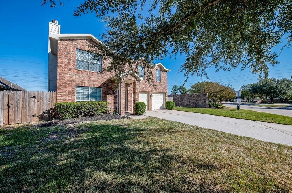 8710 Heron Nest Dr, Houston, TX 77064