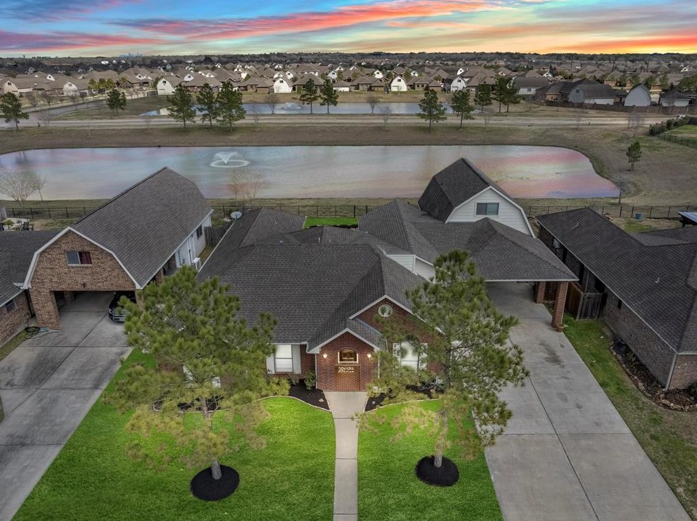 6815 Powell Ln, Manvel, TX 77578-1469