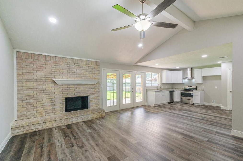 13515 Greywood Dr, Sugar Land TX  77498-2711 exterior