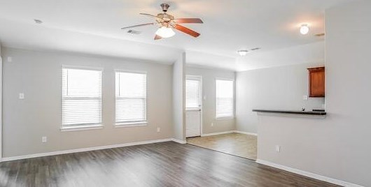 8001 W Red Oak Ln, Texas City, TX 77591