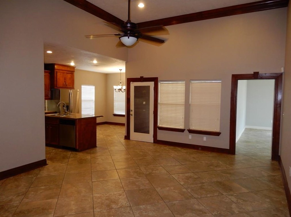 13531 Russ Dr, Houston TX  77039-3135 exterior