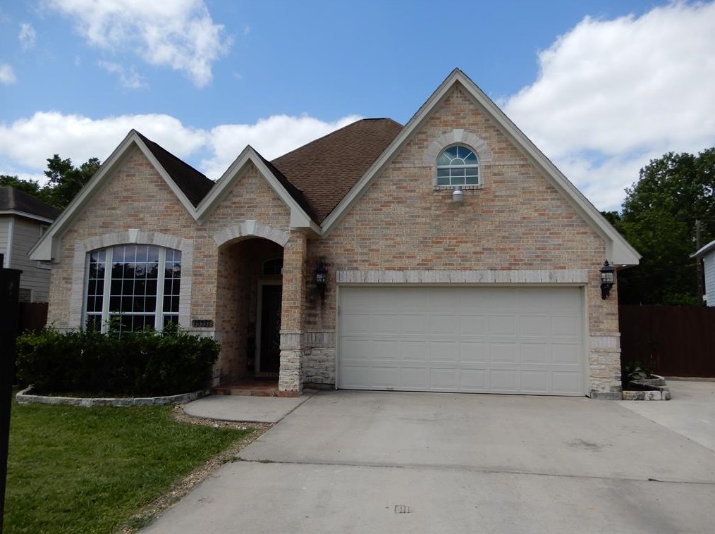 13531 Russ Dr, Houston, TX 77039