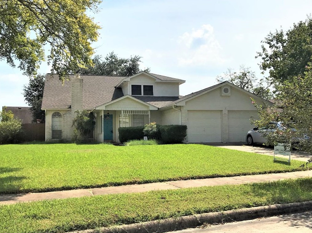 3123 Lazy Brook Dr, Sugar Land, TX 77479