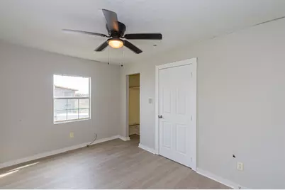 126 W 6th Street, Freeport, TX 77541 - Photo 16