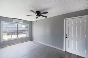 126 W 6th St, Freeport, TX 77541 - Photo 32