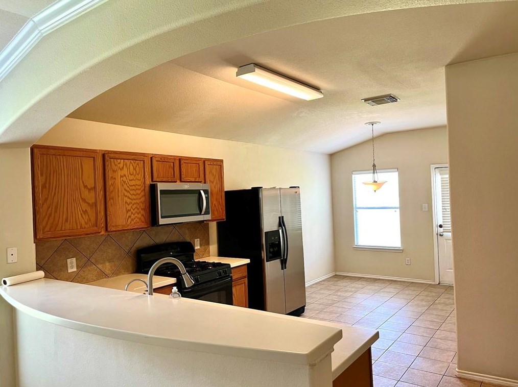 3203 Trail Hollow Dr, Pearland, TX 77584