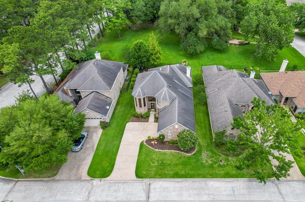 3110 Evergreen Oak Dr, Houston, TX 77068-3121