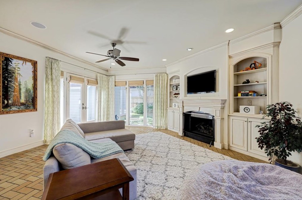 6110 Lk, Houston TX 77005-3134 exterior