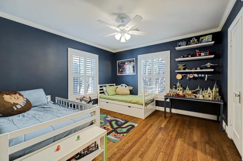 6110 Lk, Houston TX 77005-3134 exterior