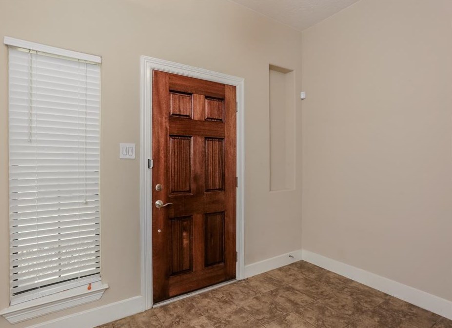 10658 Clearview Villa Pl, Houston TX  77025-5939 exterior
