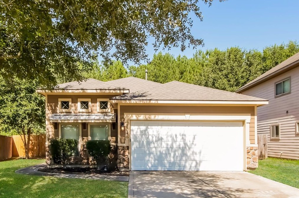 2046 Lost Pine Ct, Conroe, TX 77304