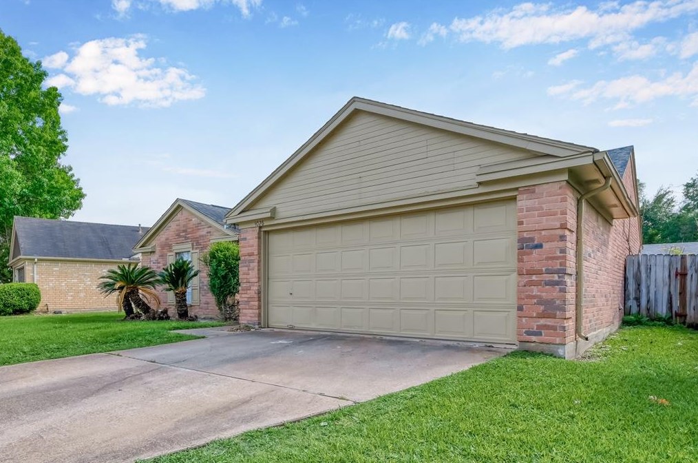 4026 Kitchen Hill Ln, Sugar Land, TX 77479