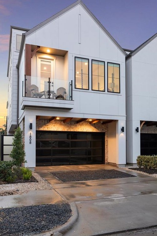 1808 Hazard St, Houston TX 77019-5720 exterior