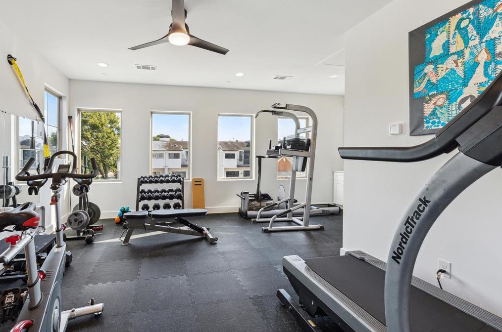 1808 Hazard St, Houston TX 77019-5720 exterior